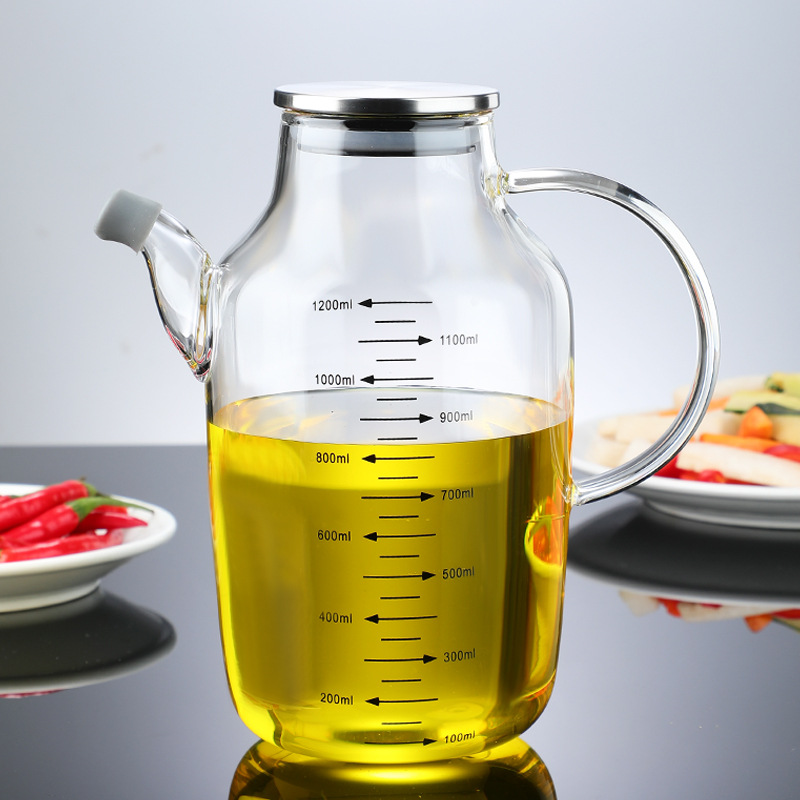 Estne lagena olei vitrea facilis ad mundandum?