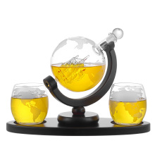 Speculum Globe Decanter