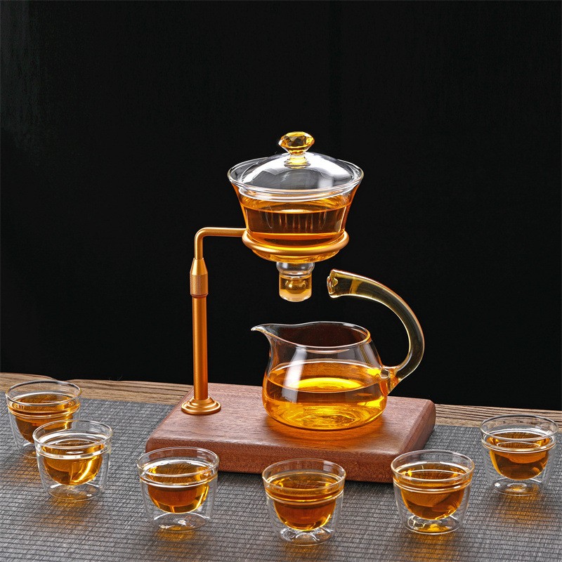 Piger populus Magnetic Attraction tea Set