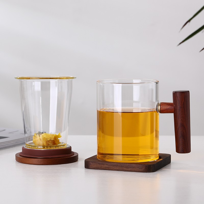 Simple ligneus manubrium vitreum tea Cup