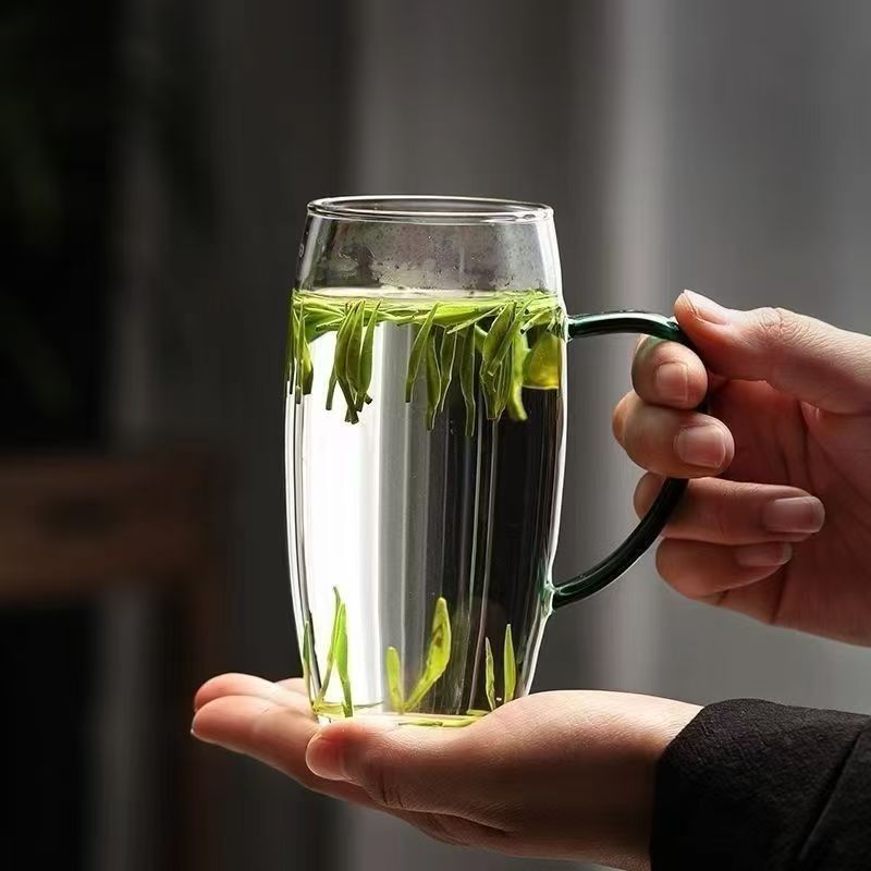 Crassis simplex viridi tea medicandi calicem